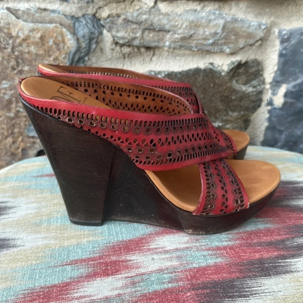 Diane Von Furstenberg Brown Laser Cut Wedge Heels Platform Boho 7